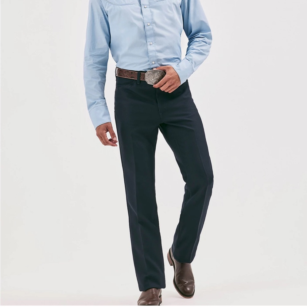 Wrangler Men's Regular Fit Trousers in Navy 18-456